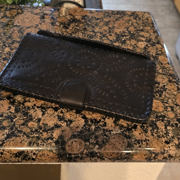 BRAND NEW CLEOBELLA MEXICANA LARGE WALLET - Picture 2 of 3